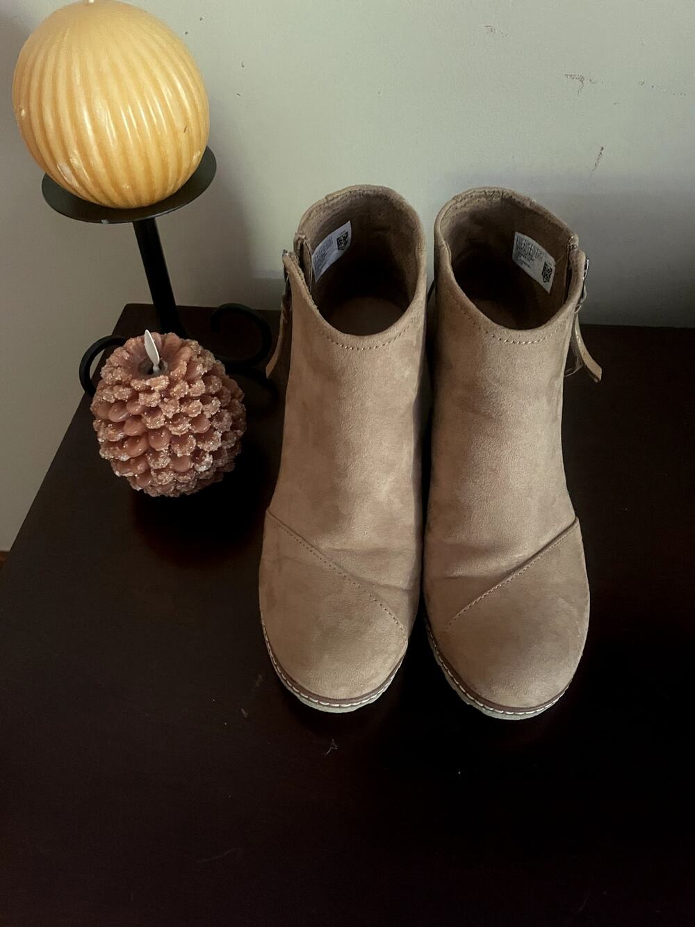 Toms Womens Avery Wedge Bootie Sz 8.5